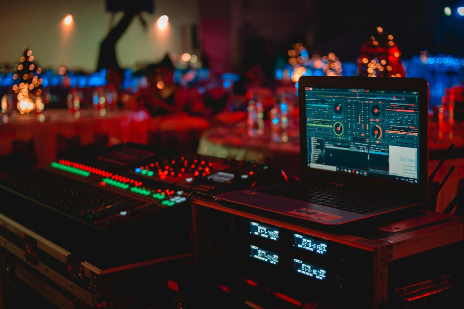 https://www.pexels.com/@alxs